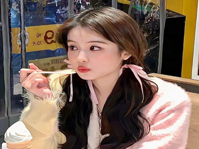 第五人格女生胸罩里面的东西,《第五人格》女求生者胸罩藏惊喜，游戏新设定引关注-3