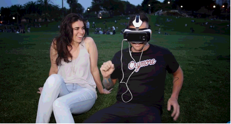 第一次体验VR虚拟眼镜色情片：棒极了！