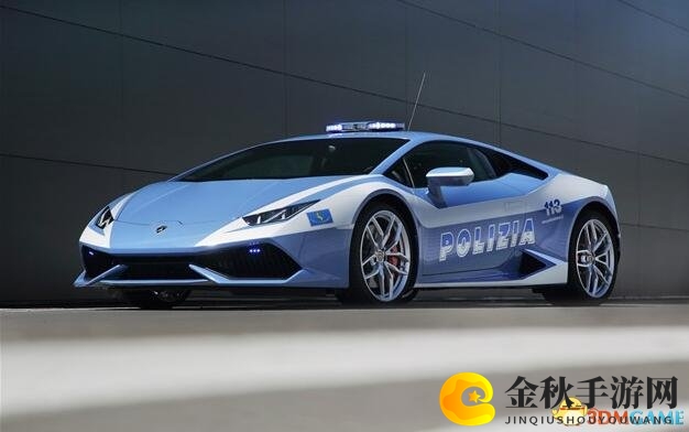游戏变现实，意警队喜提新兰博基尼