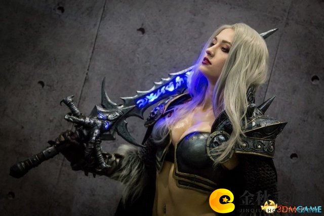 美女COS《魔兽》娘化巫妖王 大胸傲人身材超赞
