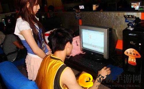 上海网咖陪玩199元一小时，加费享独立房间服务